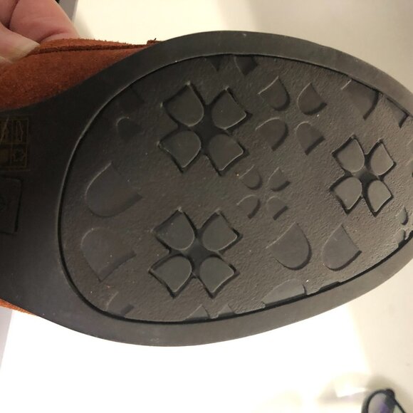 Naturalizer N5 Comfort Suede Mocassin Style Shoe - Picture 10 of 16